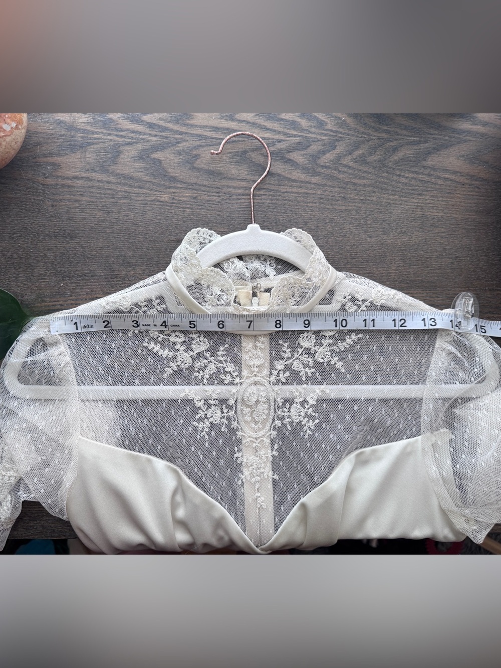 📸PHOTOS ONLY📸 VINTAGE 1980 CUSTOM Ivory Long-Sleeve Lace & Satin Bridal Gown - Picture 2 of 14